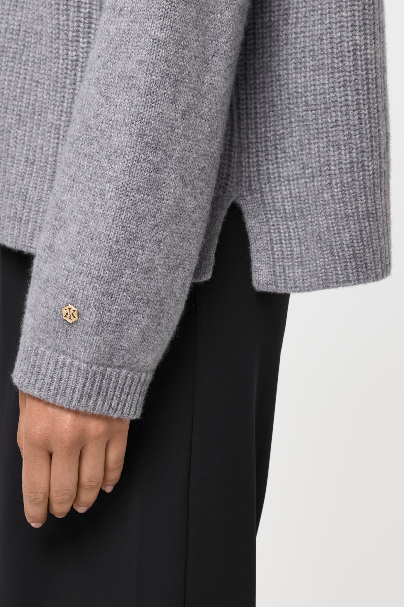 MANERA Kaschmir-Pullover grigia