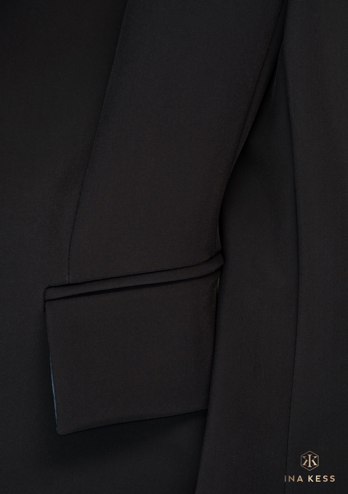 ICONIC Tech Blazer black