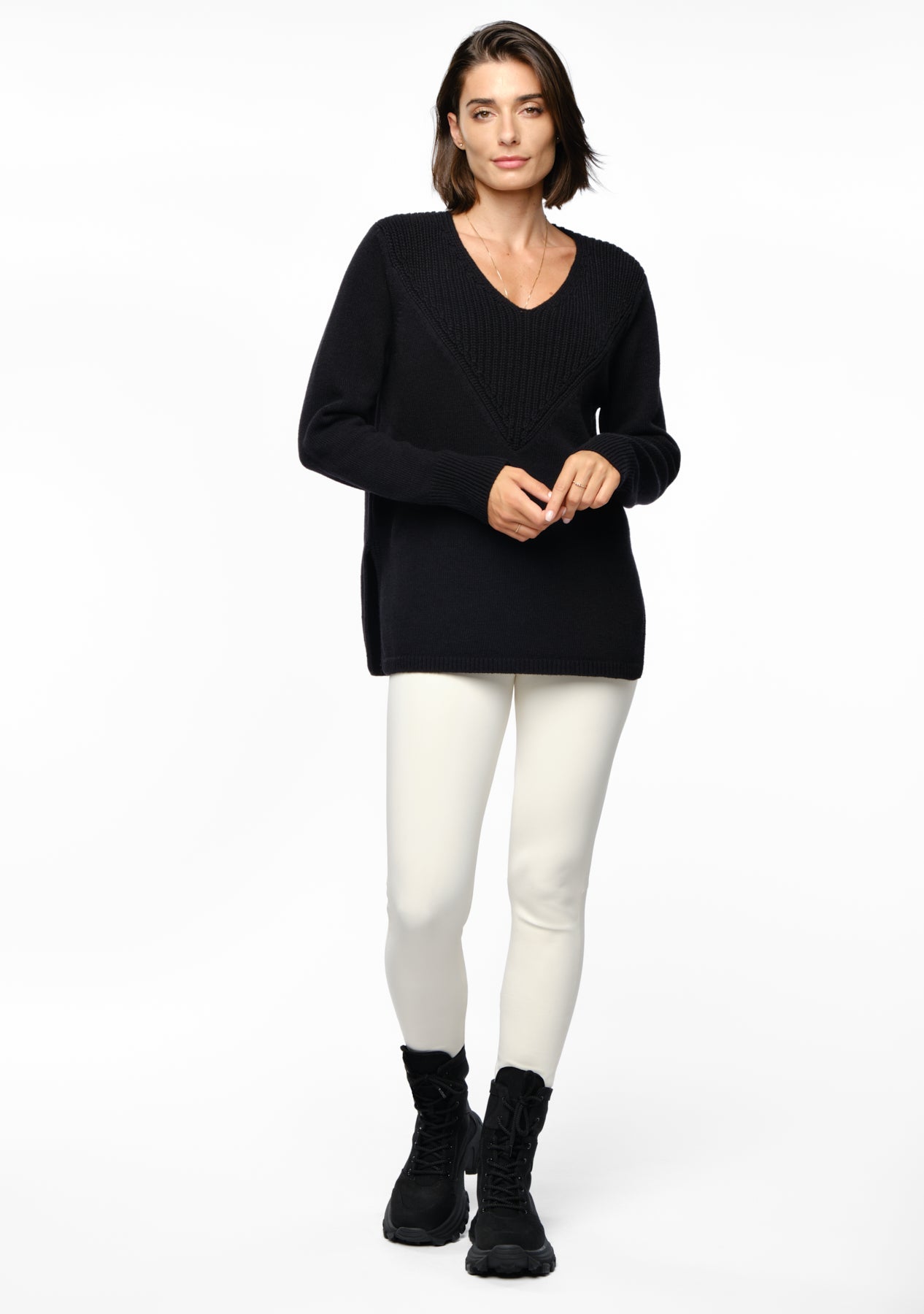 NEROLA Merino Cashmere Sweater black
