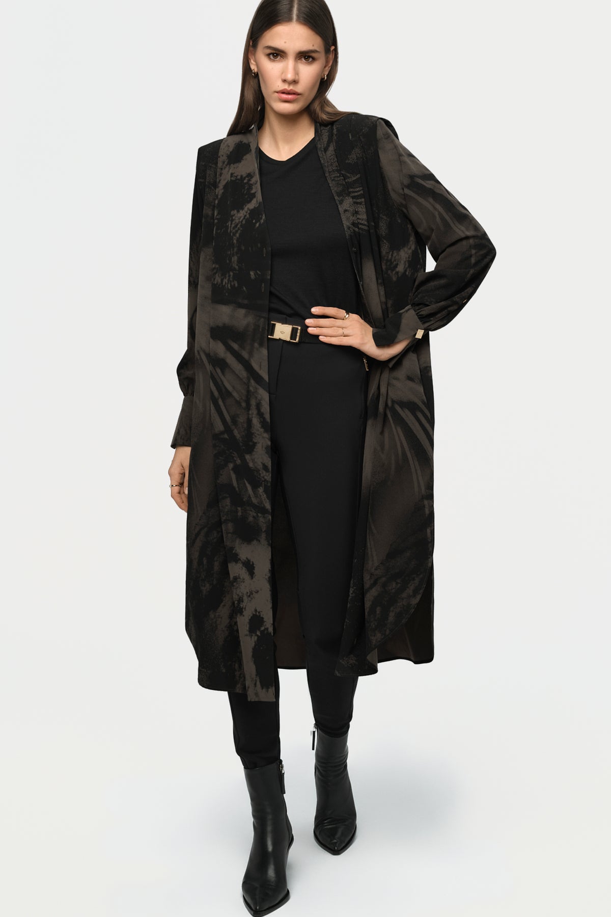 LOSPIRITO Dress vicini