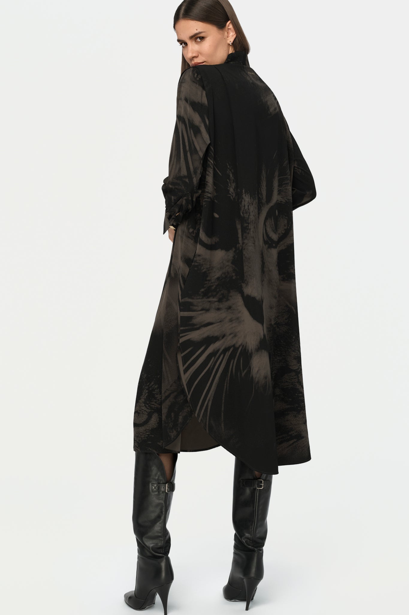 LOSPIRITO Dress vicini