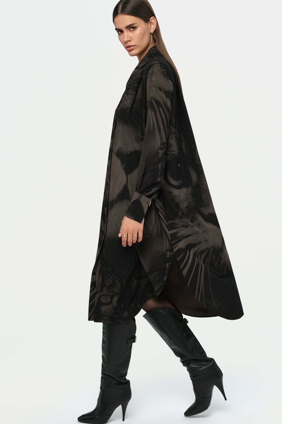 LOSPIRITO Dress vicini