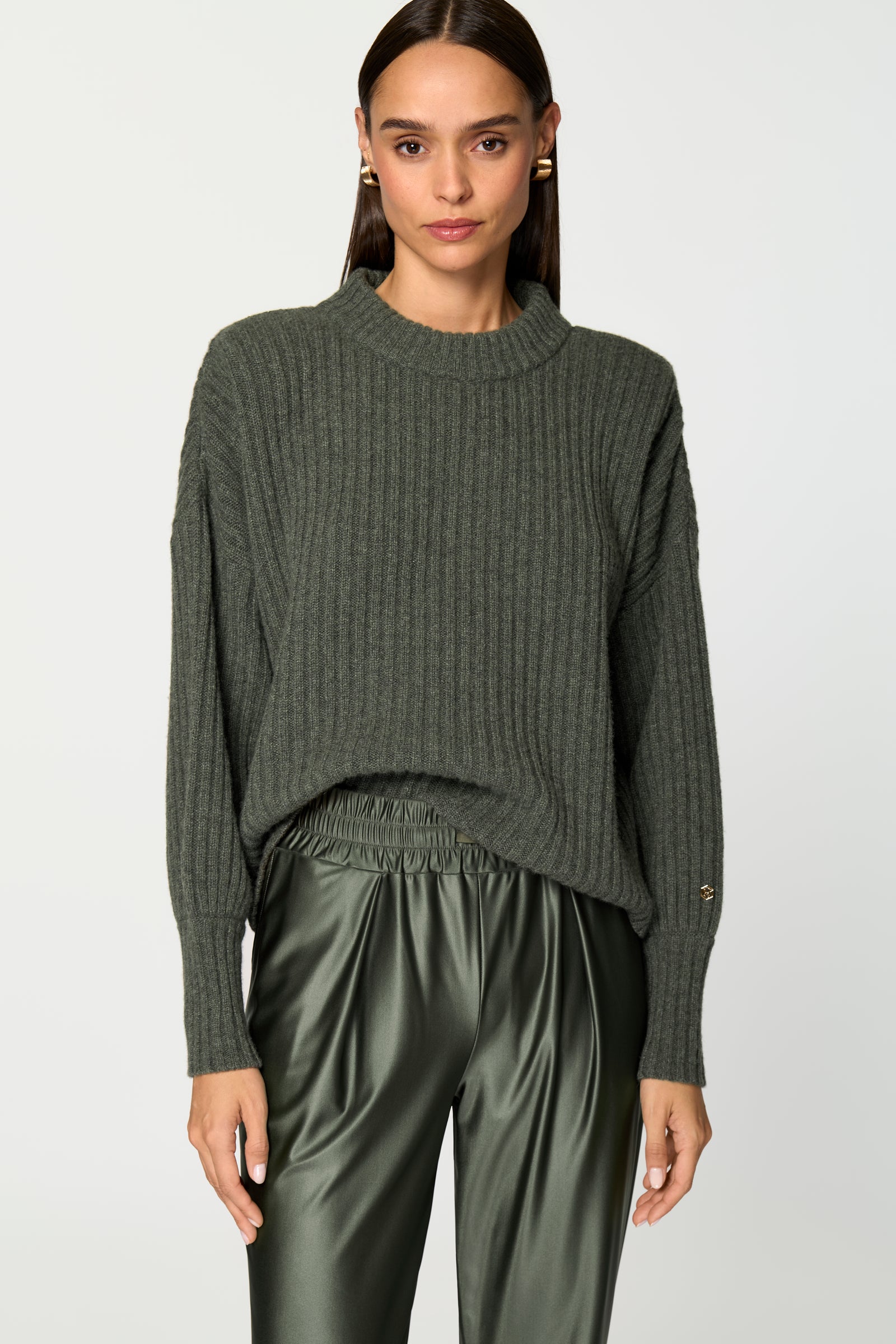 AMURI Cashmere Sweater verde