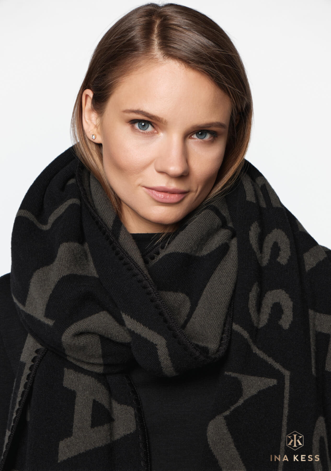 NELLETTO Scarf terra/black