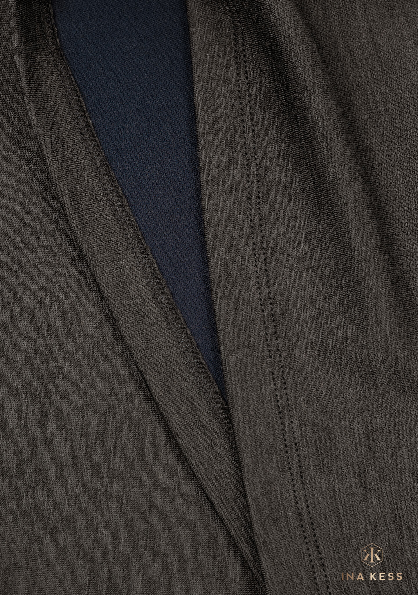 MERINO STRETCH Mid Sleeve Top carbone