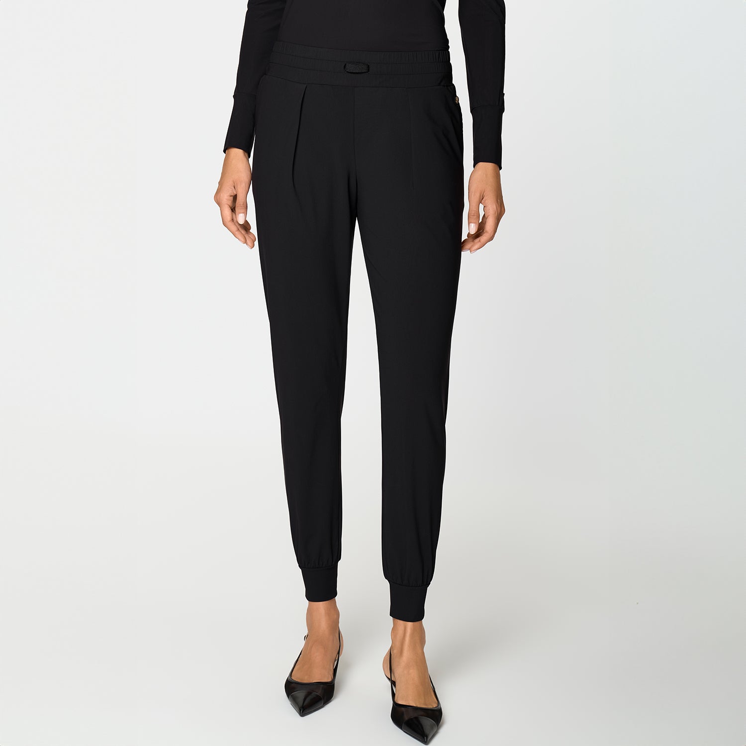 THE TRACK PANTS