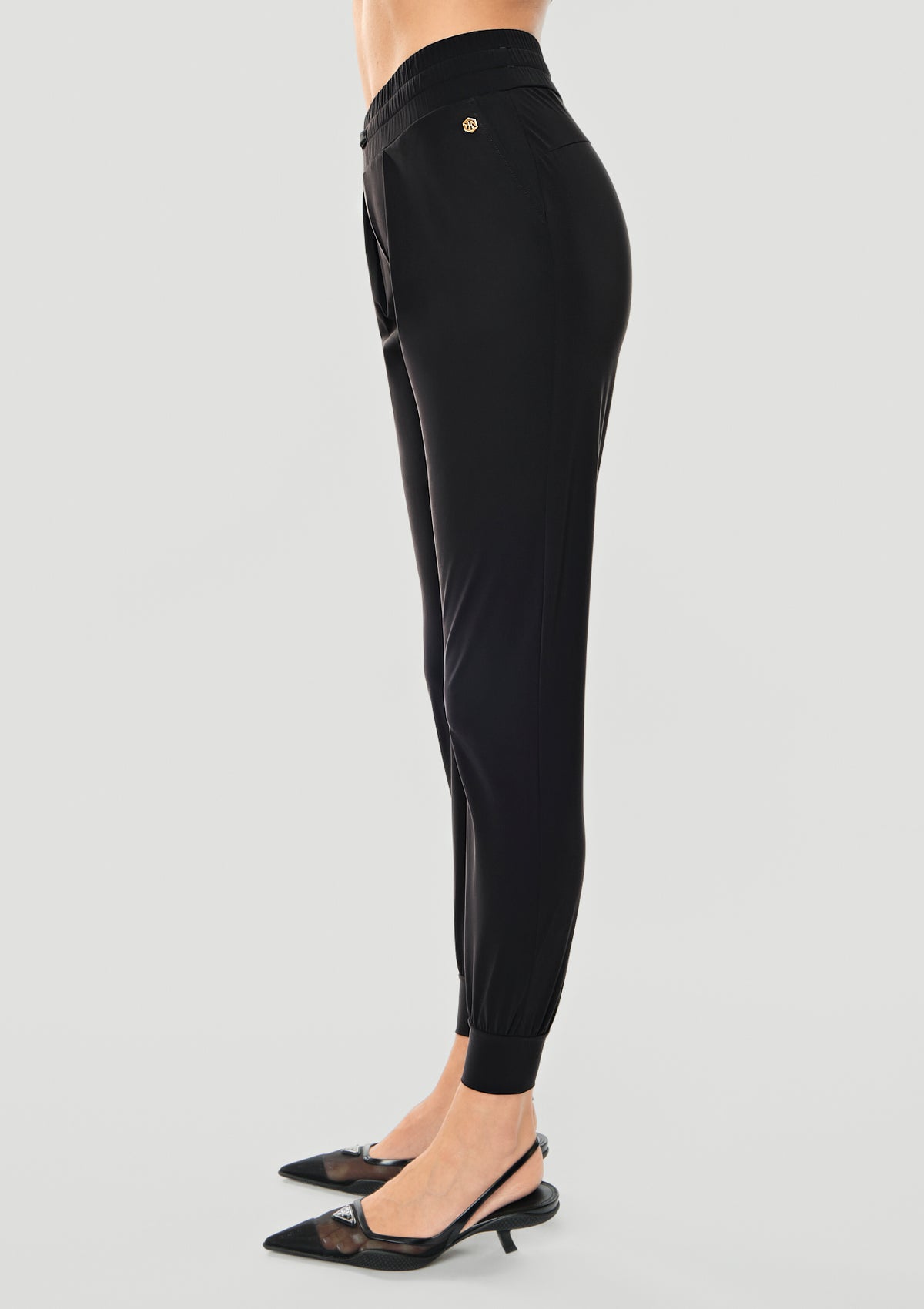 LUXE LÉGER Track Pants black