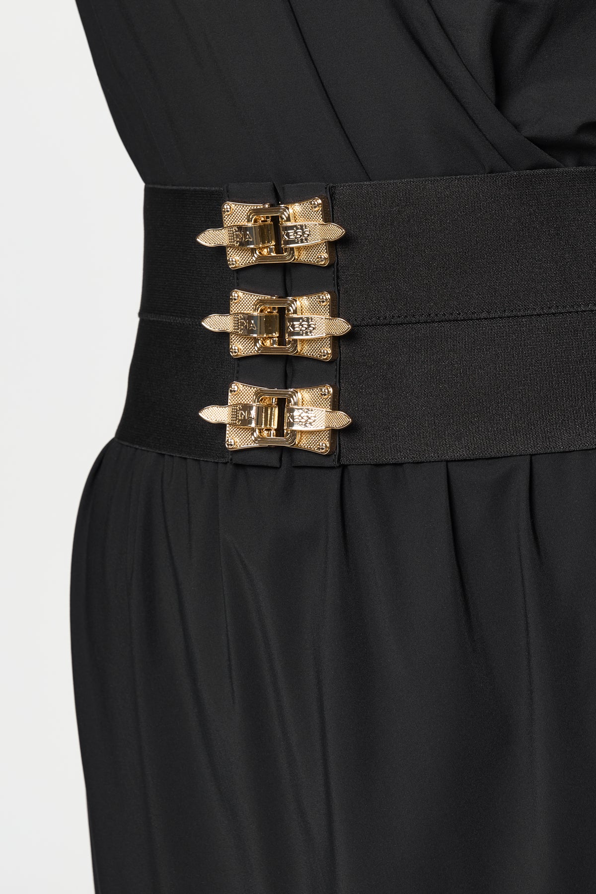 MANTRA Dress black