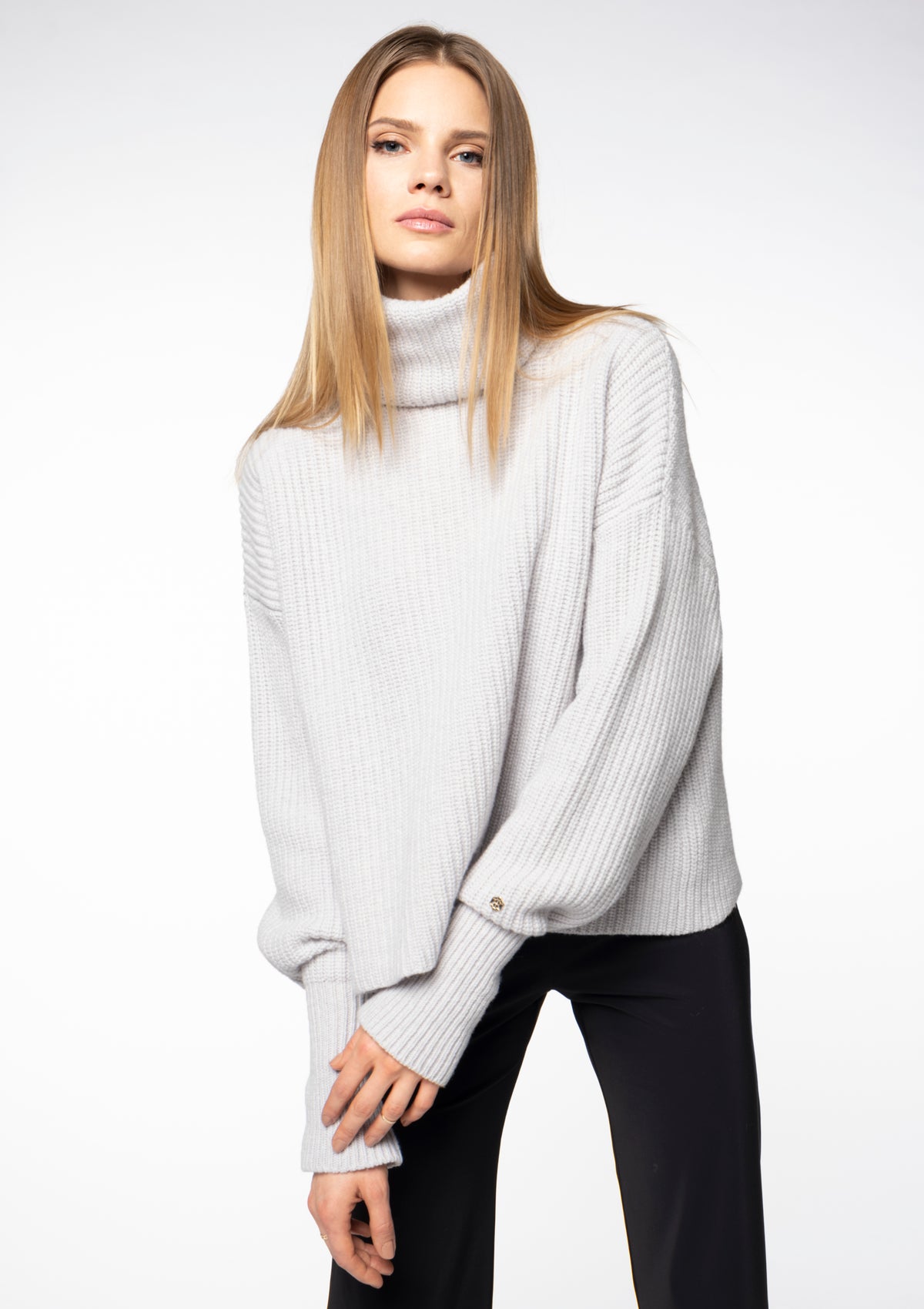 LOGGIA Cashmere Sweater puritano