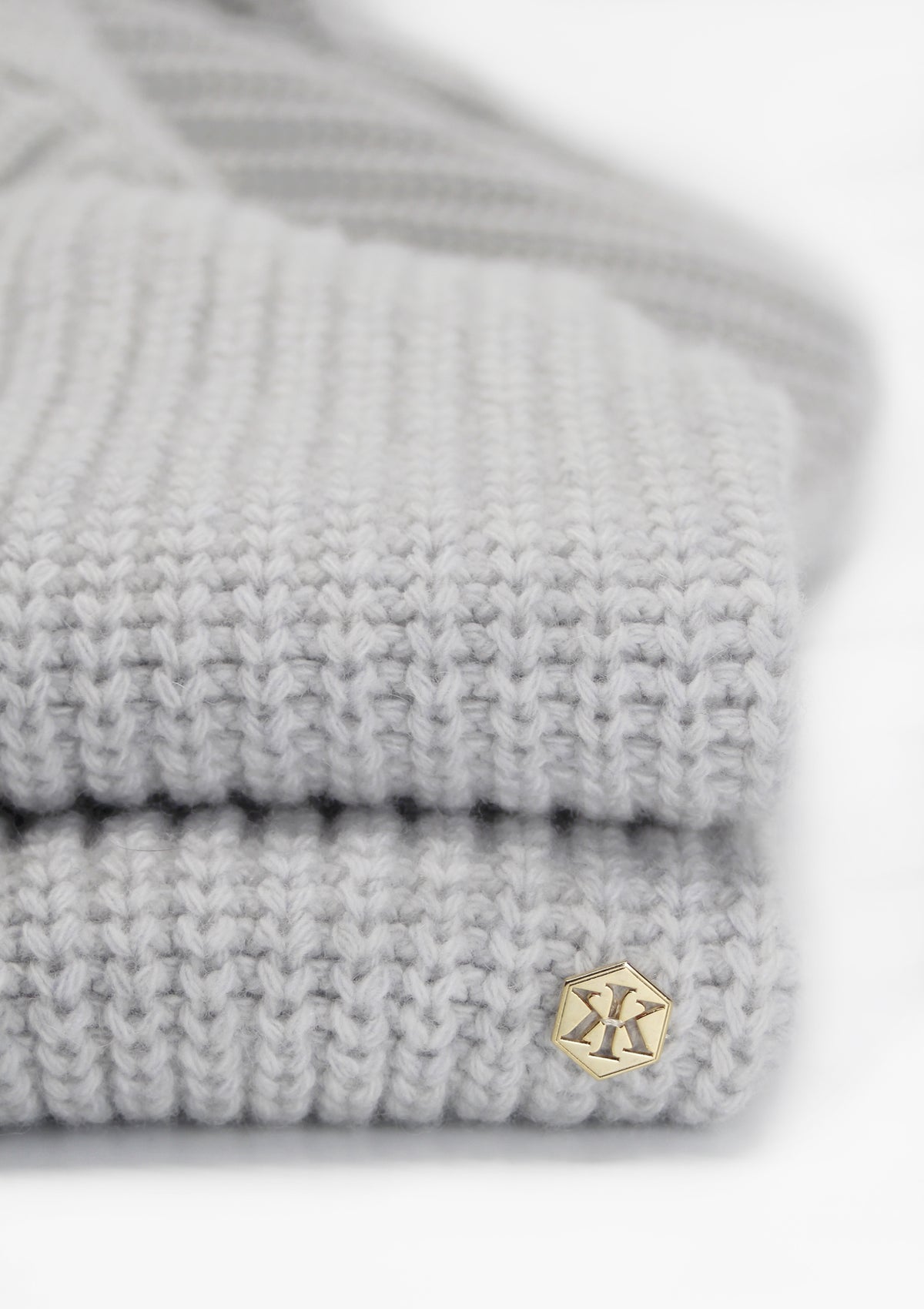 LOGGIA Cashmere Sweater puritano
