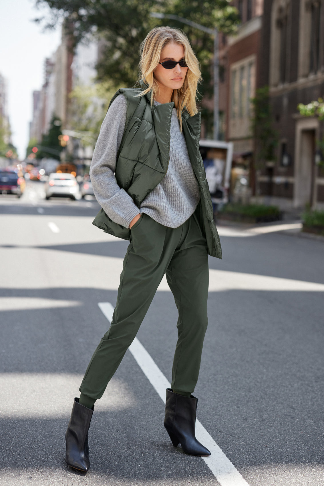 LUXE LÉGER Track Pants verde