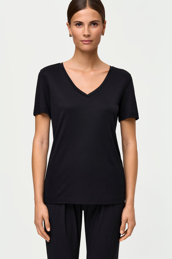TARA T-Shirt black