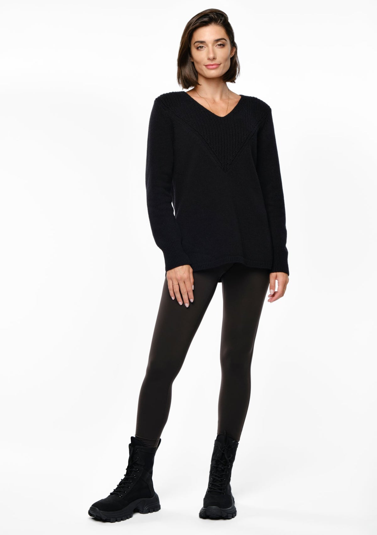 NEROLA Merino Cashmere Sweater black
