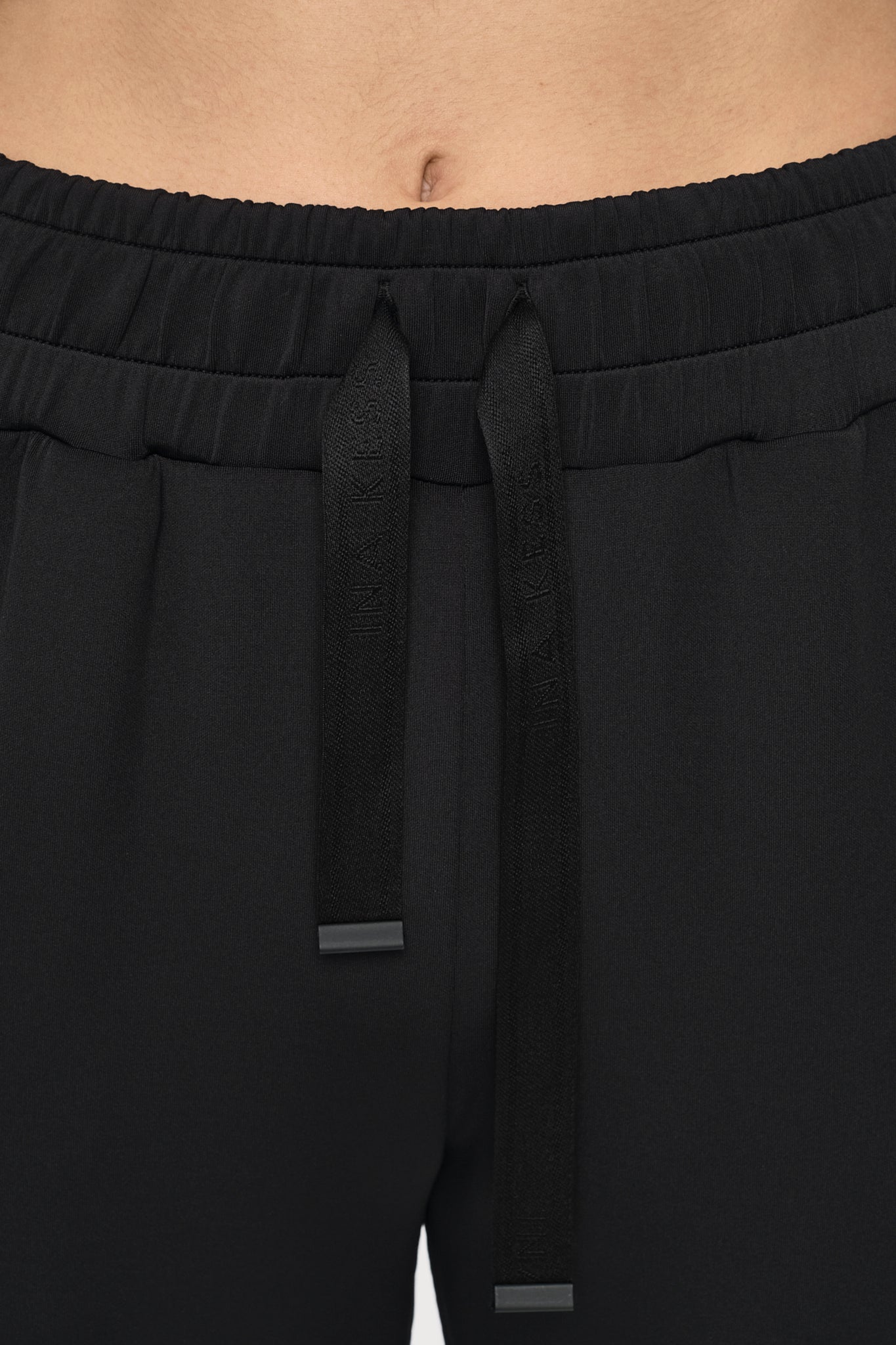 ROMULA Stretch Pants black