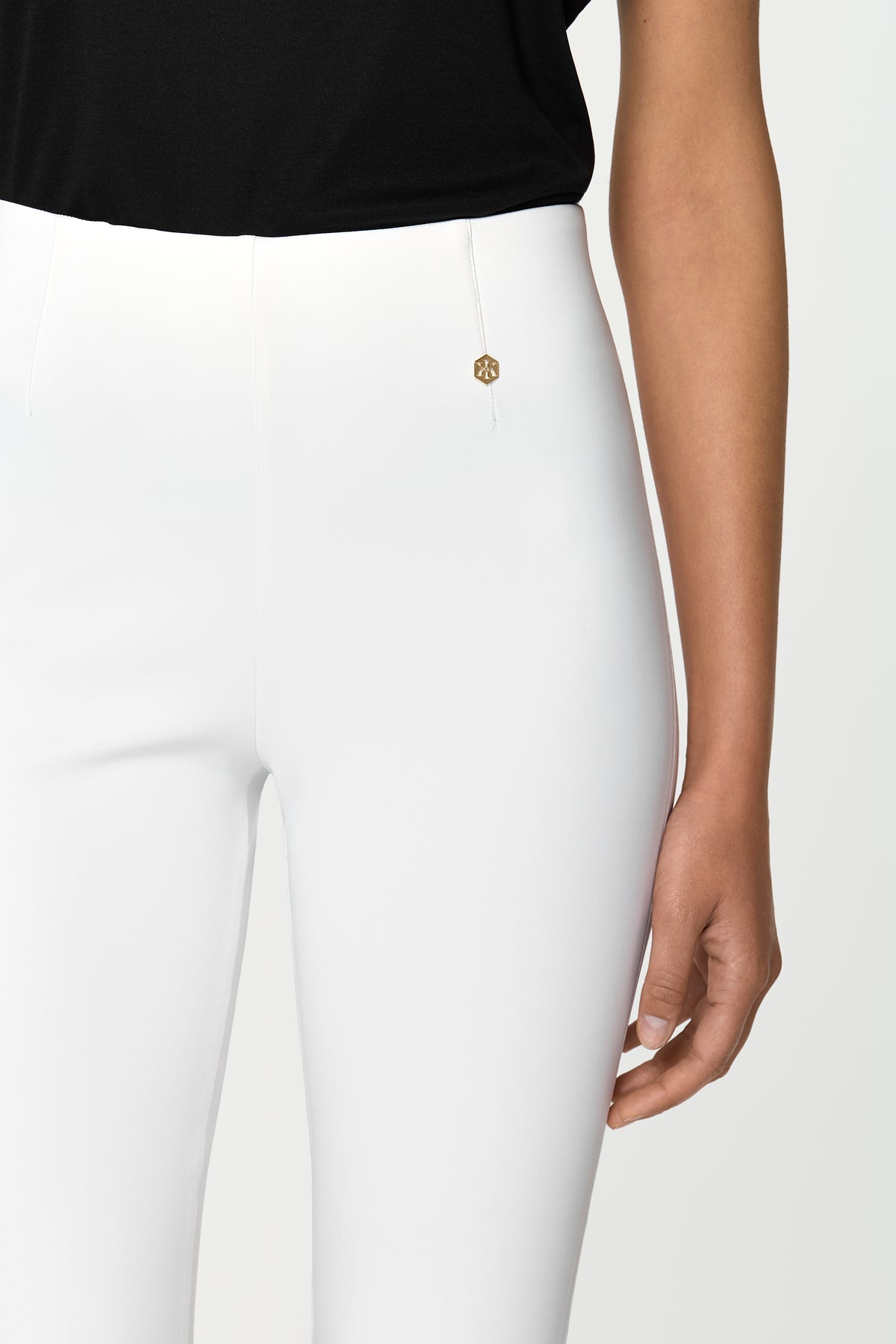 ELLA Hose weiss