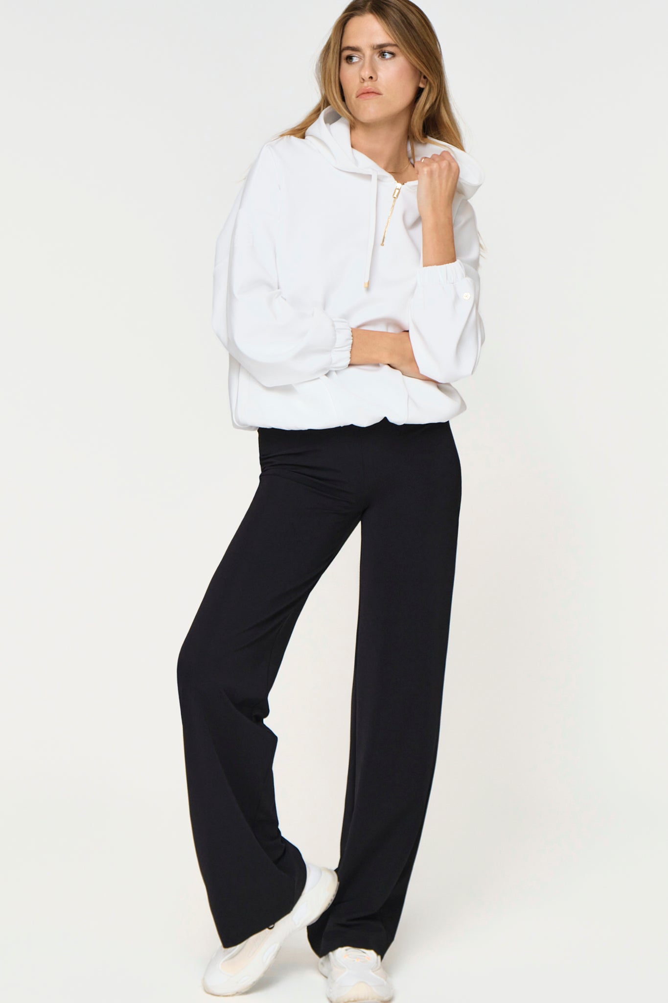 VEGA Sweatshirt white