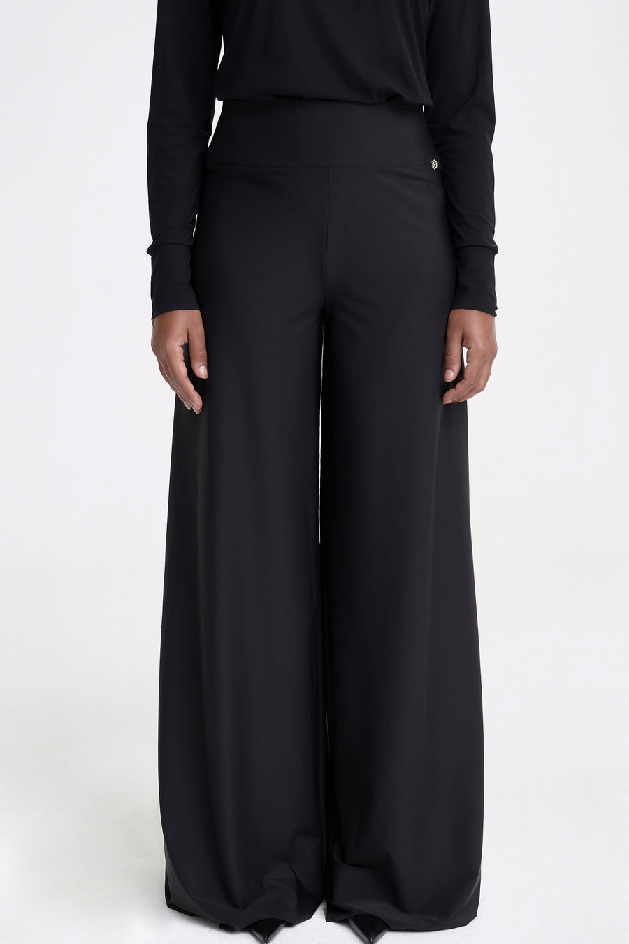 SINAM Hose schwarz