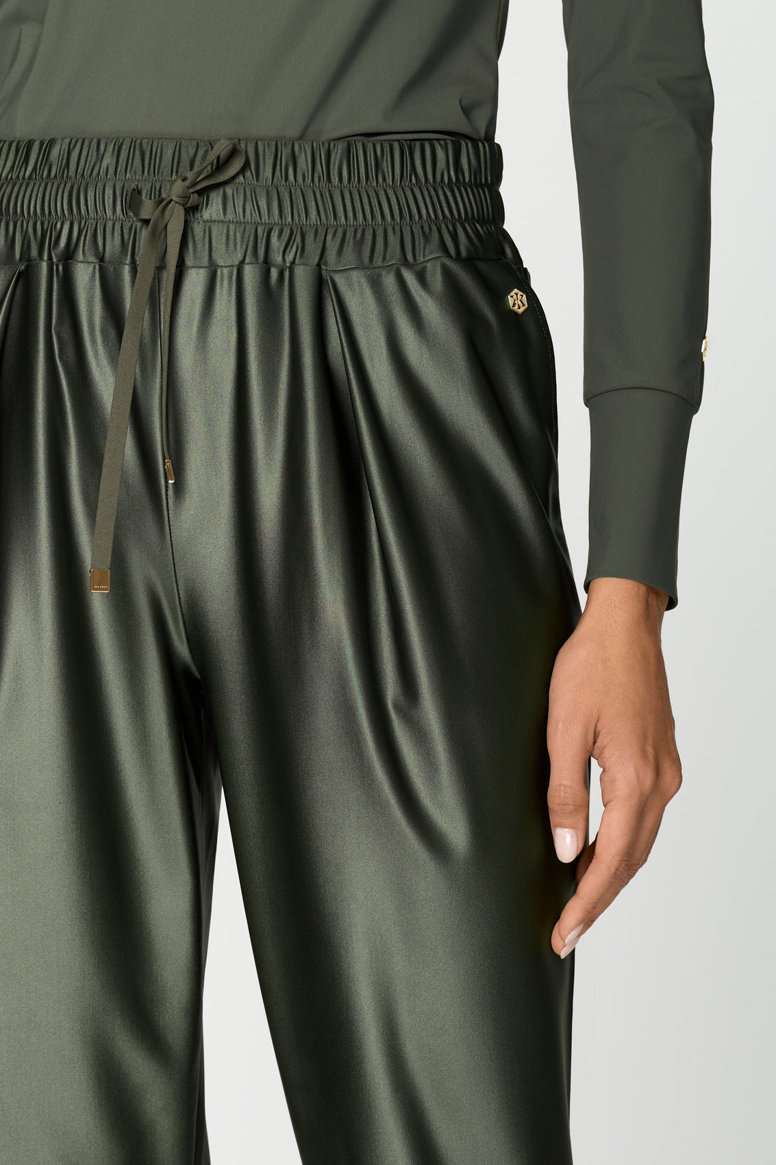 ELESSA Track Pants verde