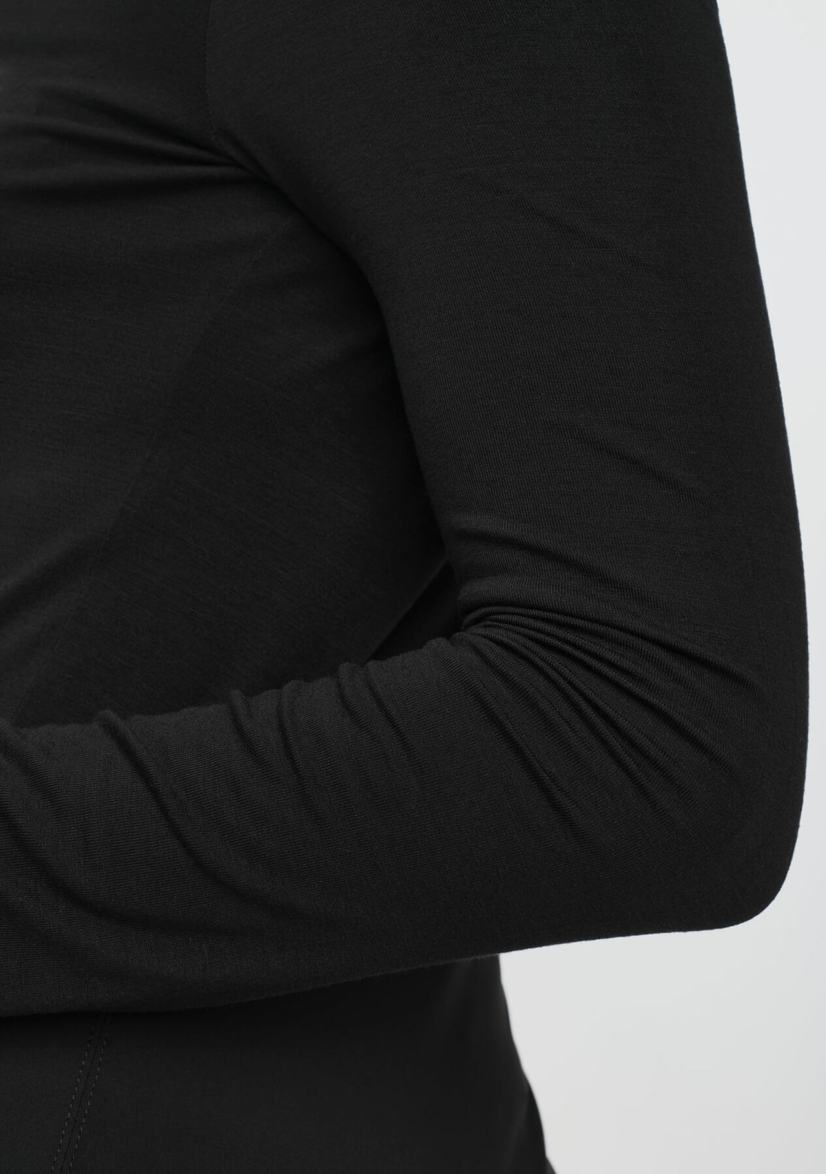 GAIA Cashmere Top black