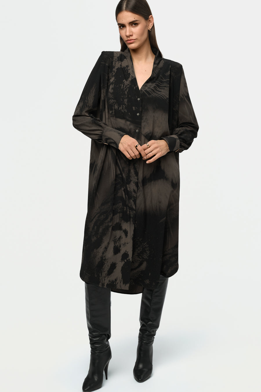 LOSPIRITO Dress vicini