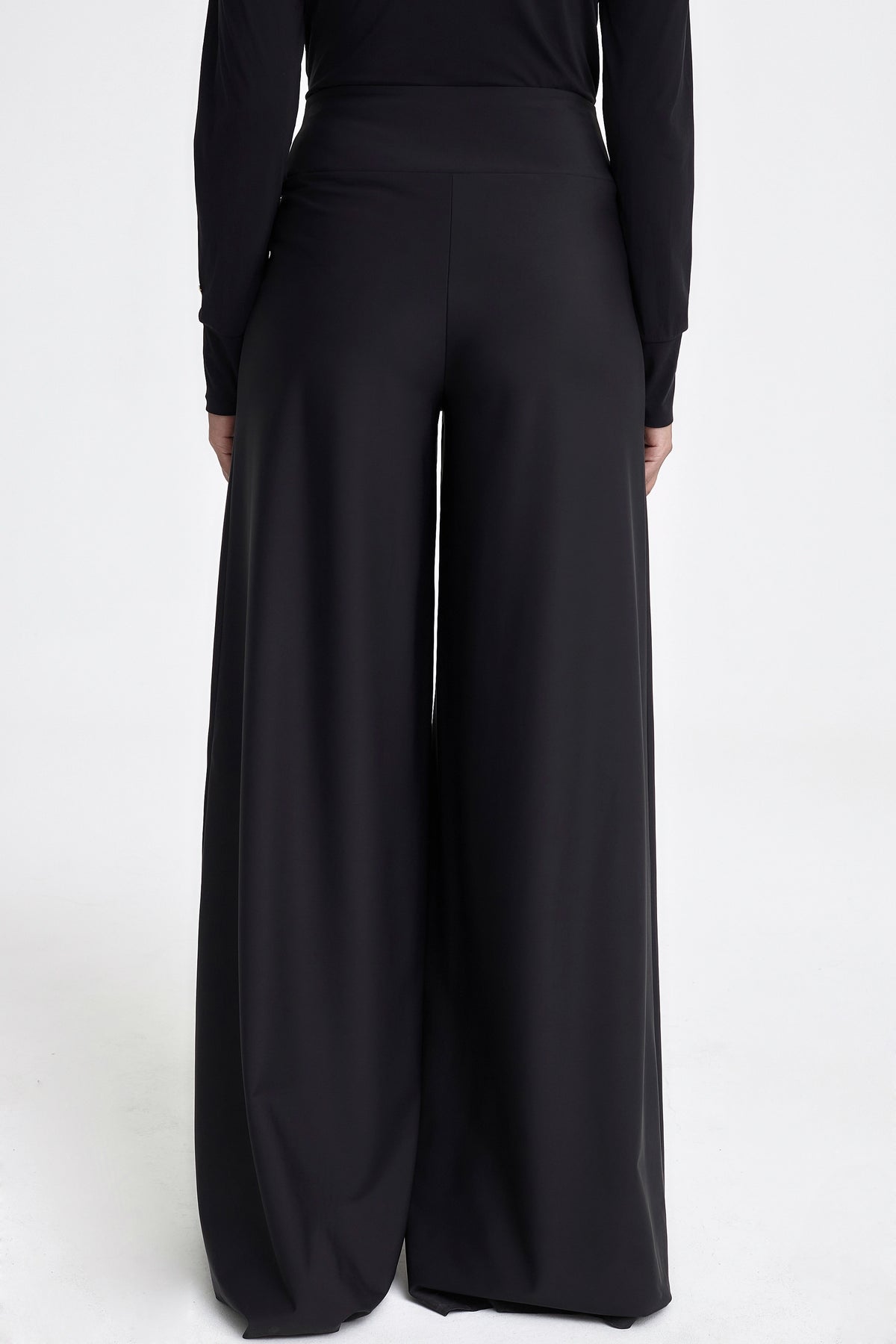 SINAM Hose schwarz