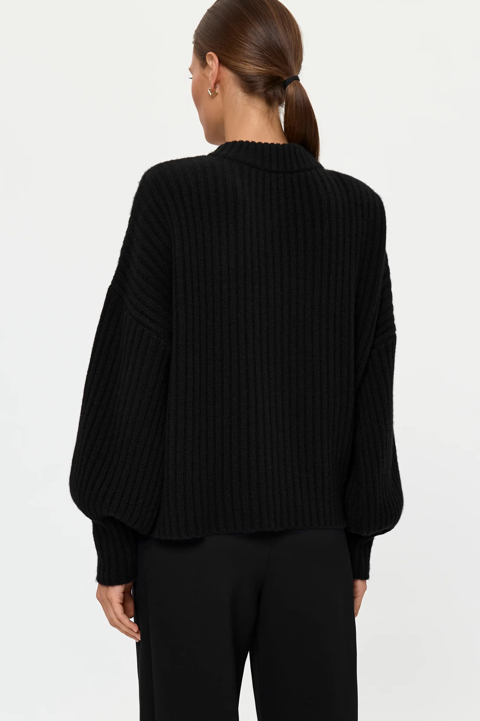 AMURI Cashmere Sweater schwarz