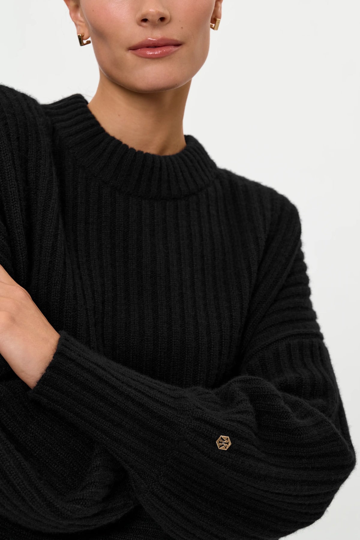 AMURI Cashmere Sweater schwarz