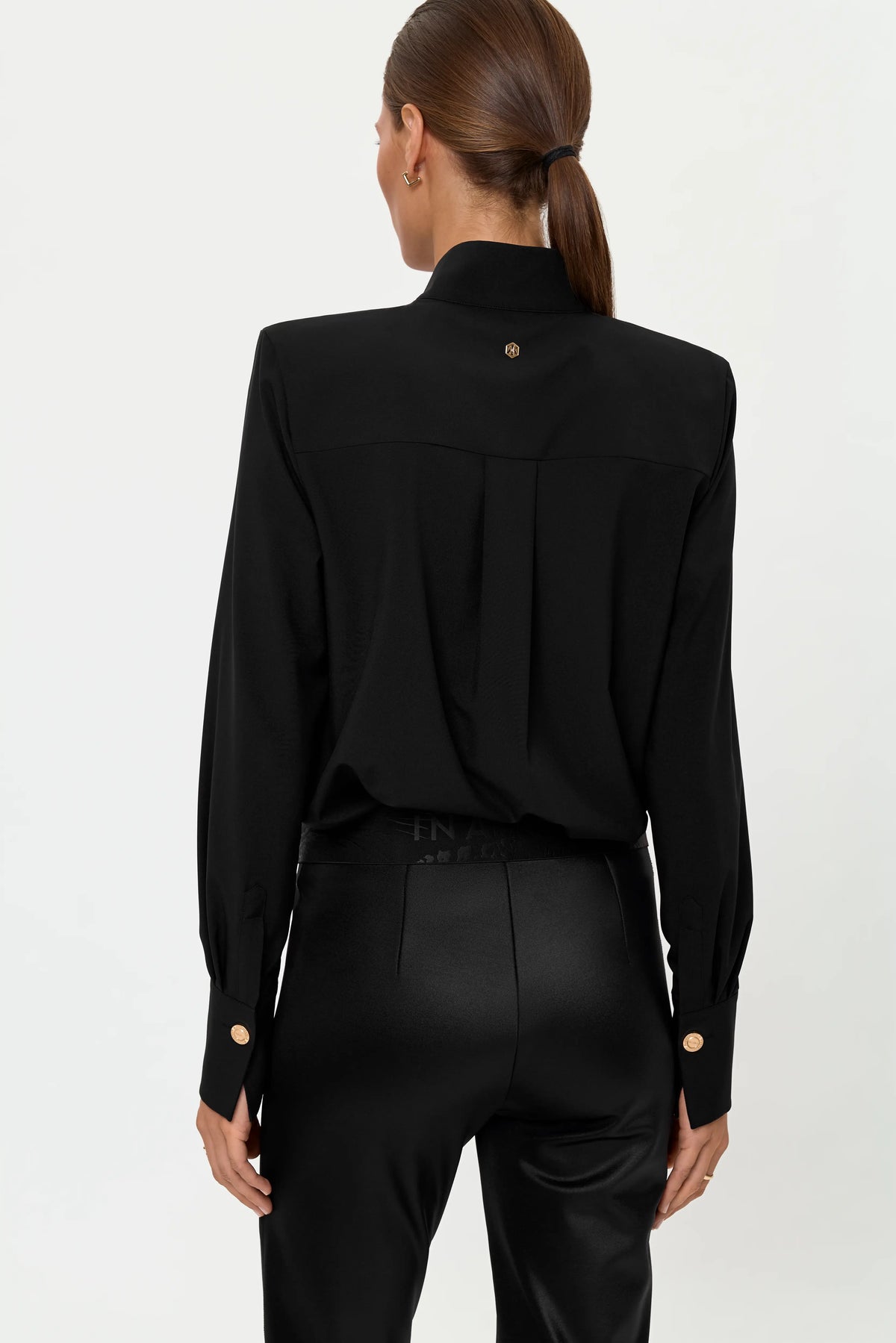 LEONTA Shirt black