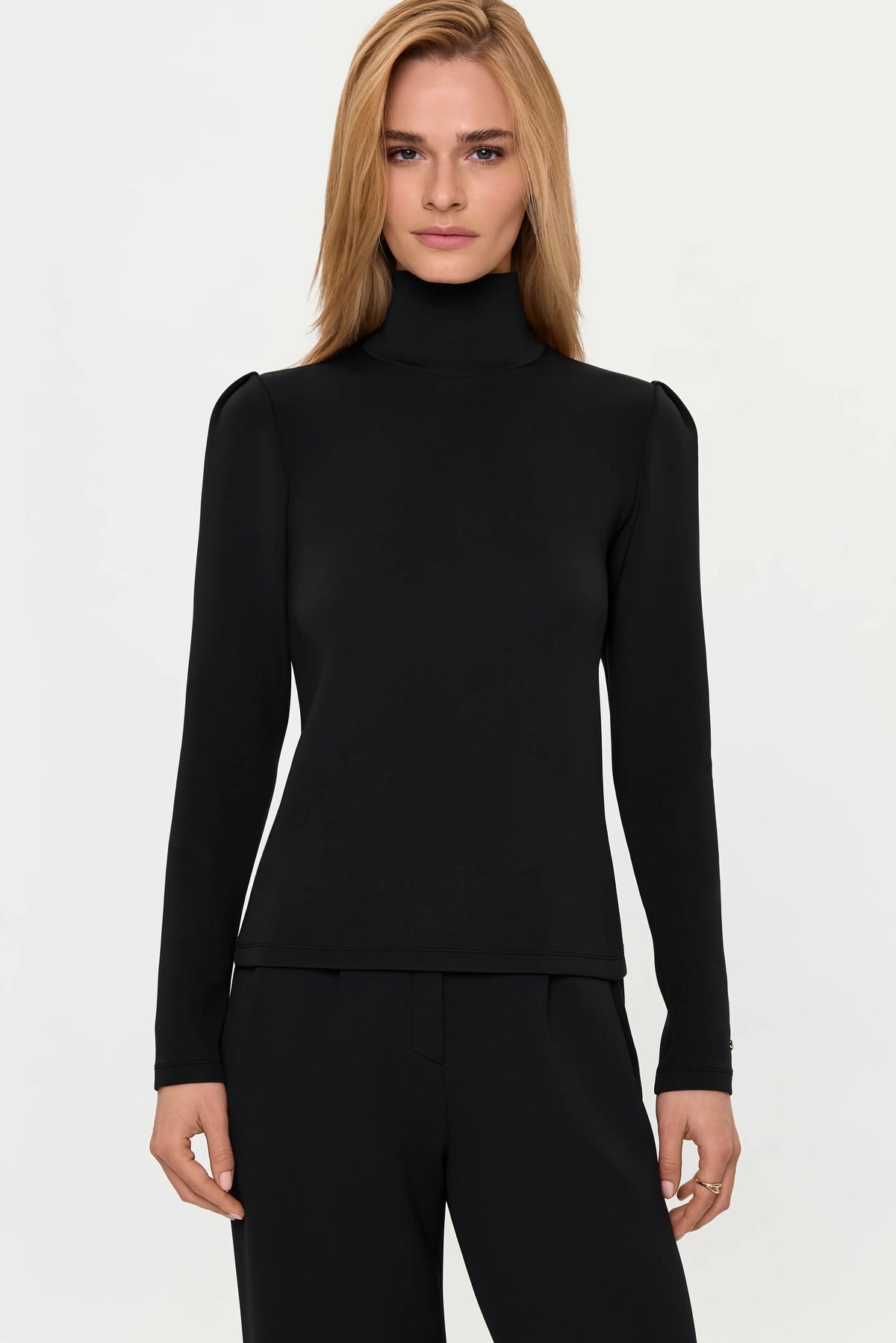 LYNNIC Highneck Top black