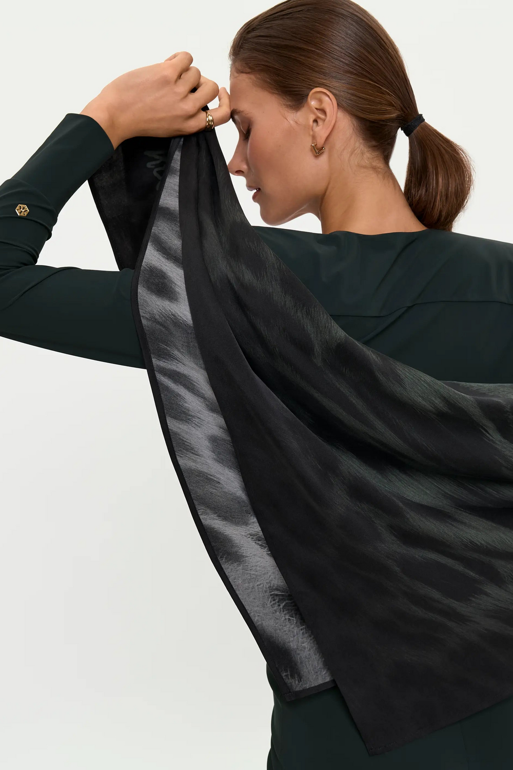 BAGHIRA Scarf