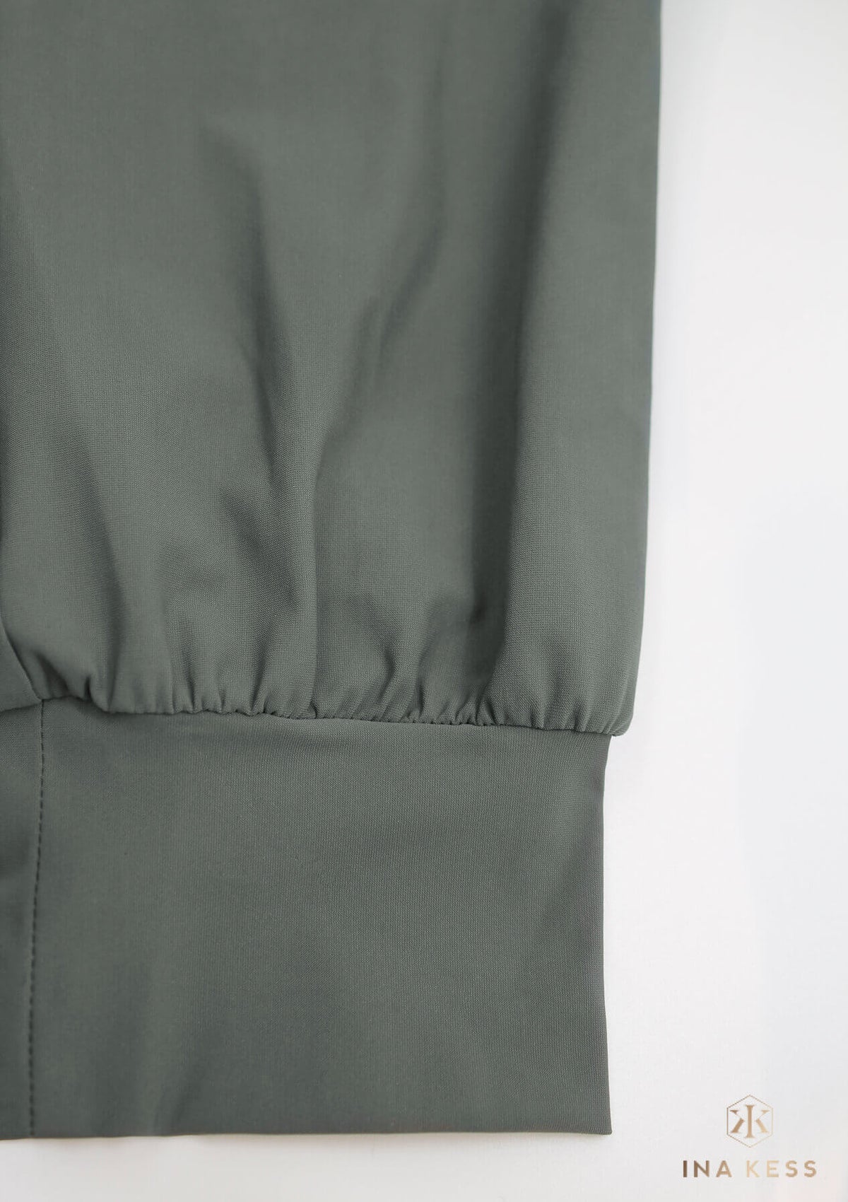 LUXE LÉGER Track Pants salvia liscia