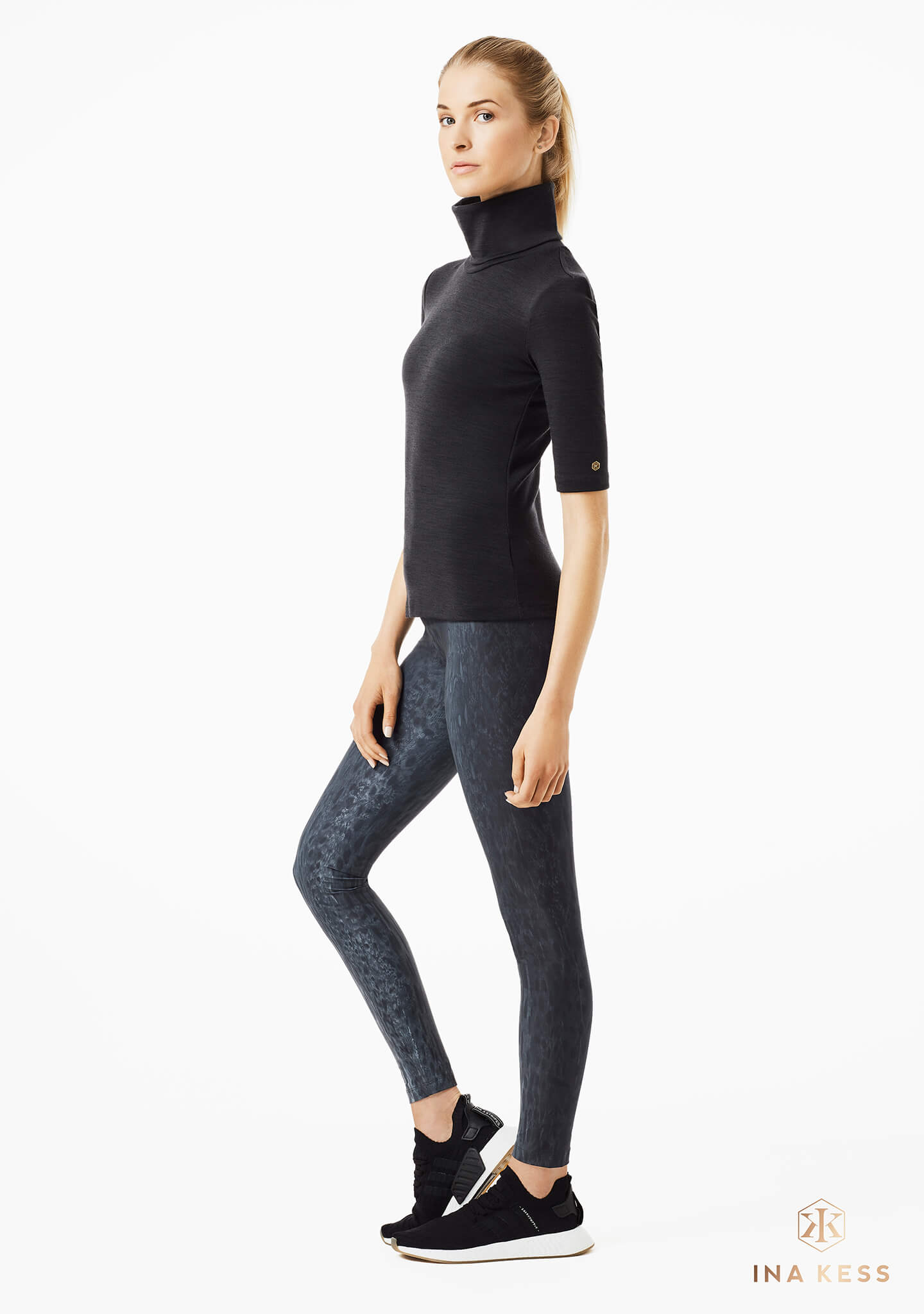 MERINO STRETCH Mid Sleeve Top carbone