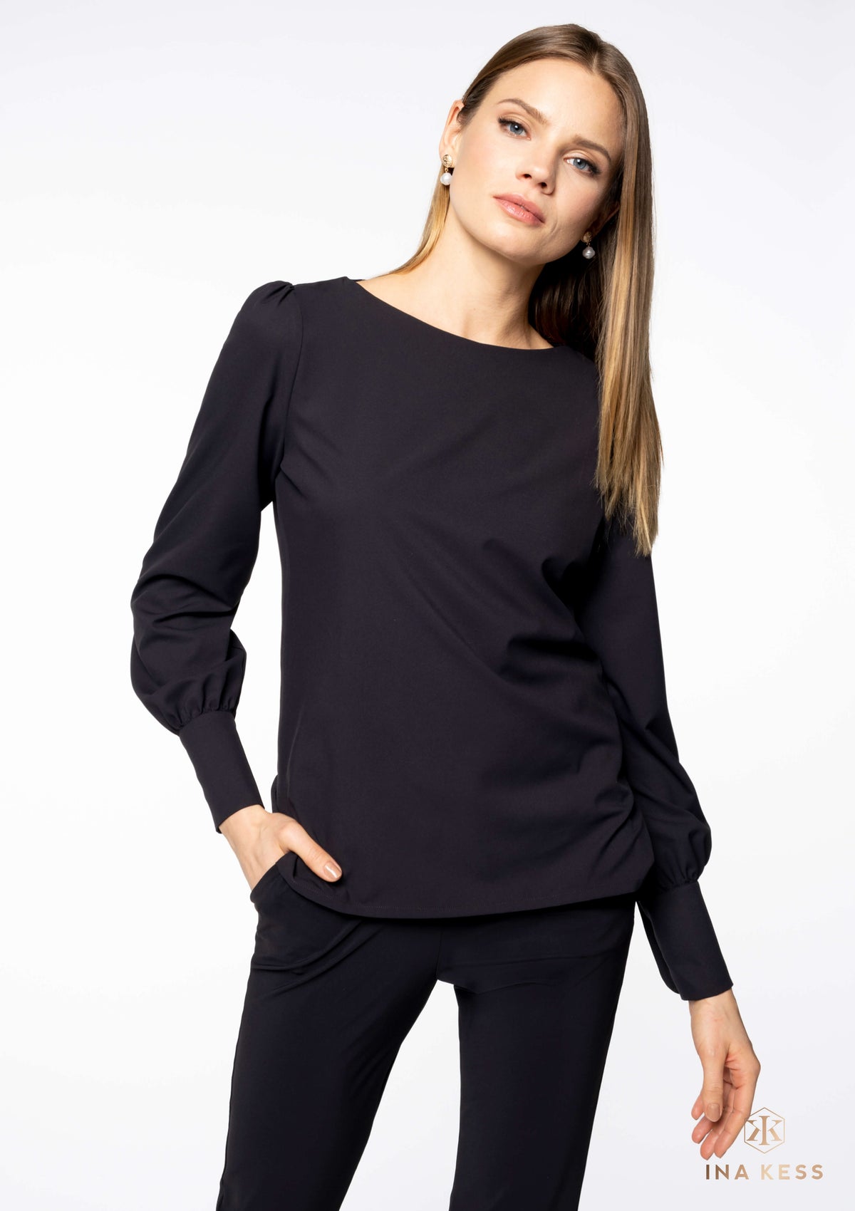 INGIRO Blouse black